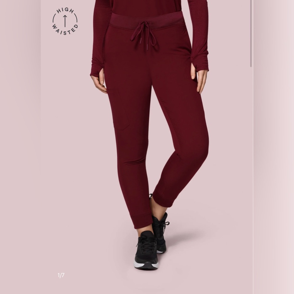 MANDALA scrub joggers